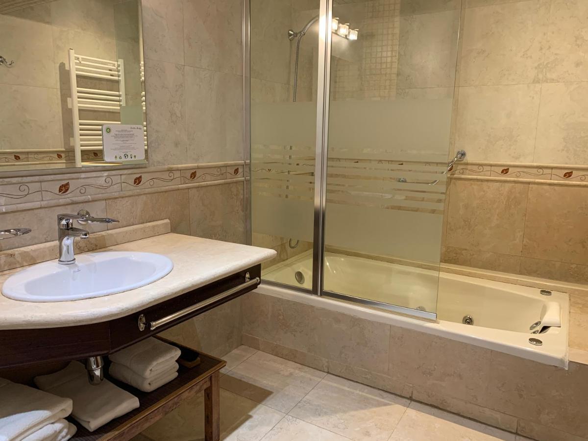 Chalten Suites Hotel Эль-Чальтен Экстерьер фото